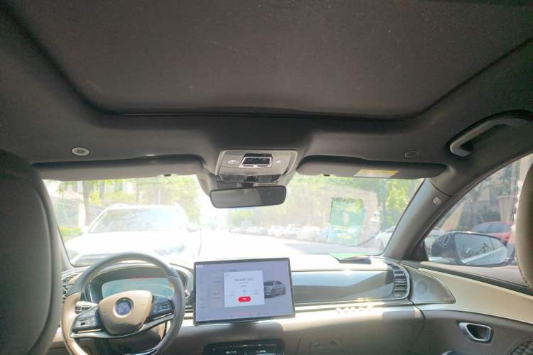 Used BYD Han 2023 EV Champion Edition 605KM Front-Drive Premium Model Headliner