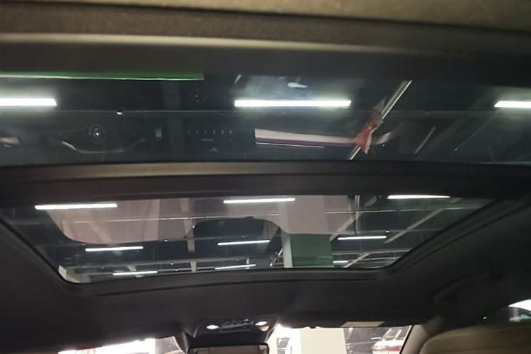 Used BYD Han 2023 EV Champion Edition 605KM Front-Drive Premium Model Headliner