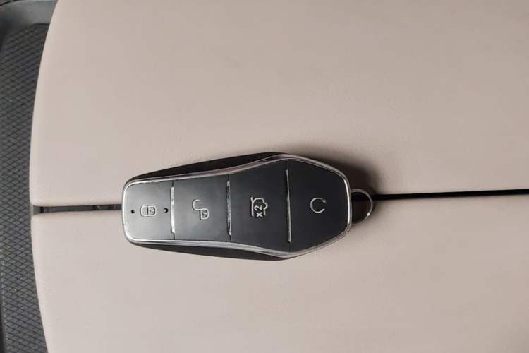 Used BYD Han 2023 DM-i Champion Edition 121KM Prestige Model Interior 1