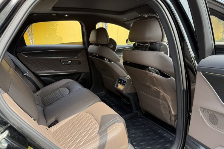 Used BYD Han 2023 DM-i Champion Edition 200KM Premium Model Interior 1