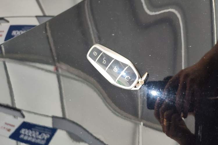 Used BYD Han 2023 EV Champion Edition 605KM Front-Drive Premium Model Interior 1