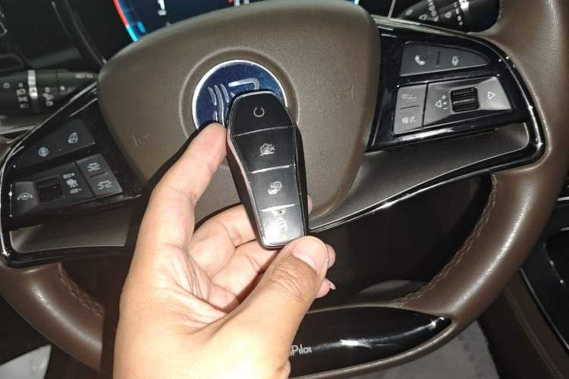 Used BYD Han 2023 EV Champion Edition 605KM Front-Drive Premium Model Interior 1