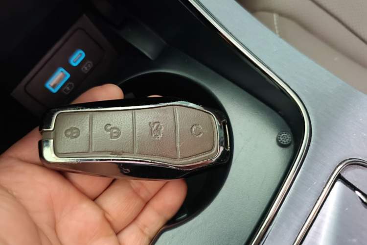 Used BYD Han 2023 EV Champion Edition 605KM Front-Drive Premium Model Interior 1