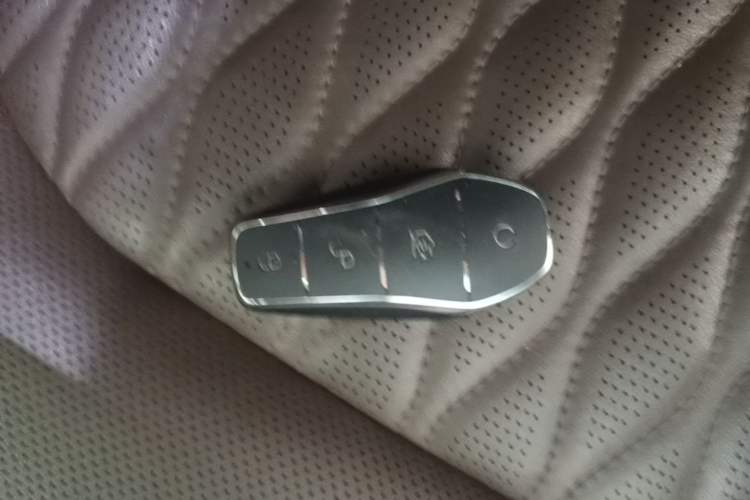 Used BYD Han 2023 EV Champion Edition 605KM Front-Drive Premium Model Interior 1