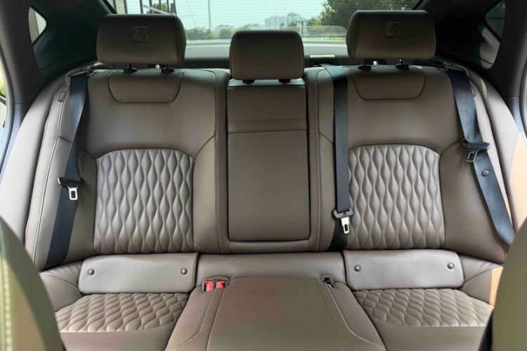 Used BYD Han 2023 DM-i Champion Edition 121KM Prestige Model Interior 2