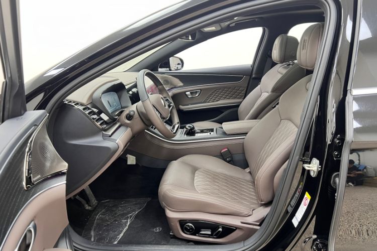 Used BYD Han 2023 DM-i Champion Edition 200KM Flagship Model Interior 2