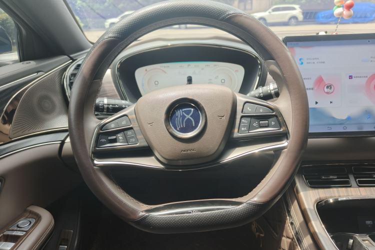 Used BYD Han 2023 DM-i Champion Edition 121KM Prestige Model Interior 4