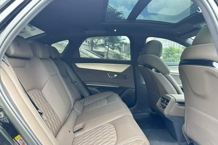 Used BYD Han 2023 DM-i Champion Edition 121KM Prestige Model Interior 9
