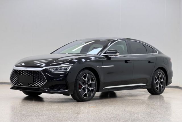 Used BYD Han 2023 DM-i Champion Edition 200KM Flagship Model