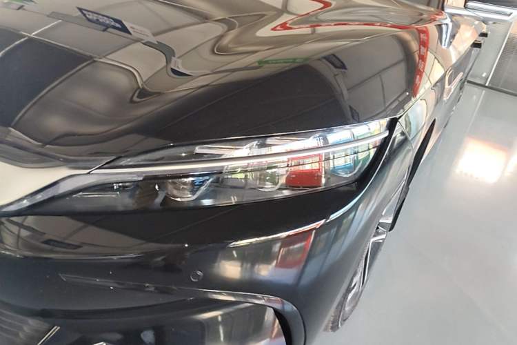 Used BYD Han 2023 EV Champion Edition 605KM Front-Drive Premium Model Left Front Headlight