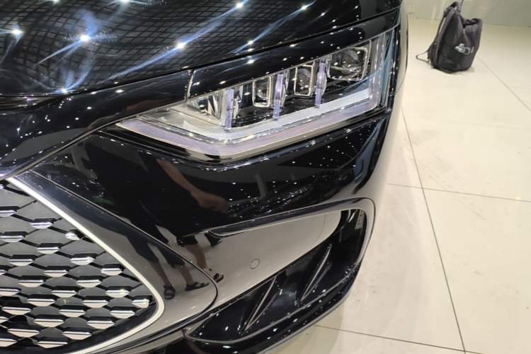 Used BYD Han 2023 DM-i Champion Edition 121KM Prestige Model Left Front Headlight