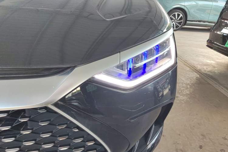 Used BYD Han 2023 DM-i Champion Edition 121KM Prestige Model Left Front Headlight