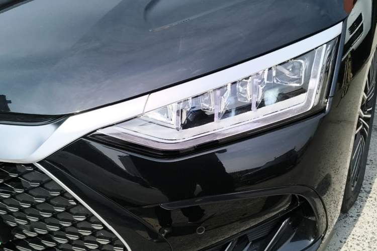 Used BYD Han 2023 DM-i Champion Edition 121KM Prestige Model Left Front Headlight
