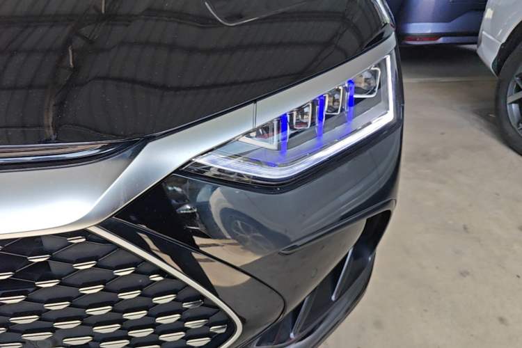 Used BYD Han 2023 DM-i Champion Edition 121KM Prestige Model Left Front Headlight