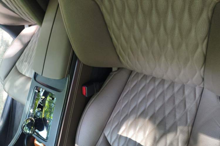 Used BYD Han 2023 EV Champion Edition 506KM Front-Wheel-Drive Premium Model Left Front Seat