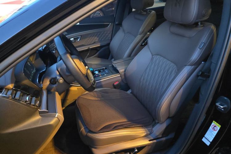 Used BYD Han 2023 DM-i Champion Edition 121KM Prestige Model Left Front Seat