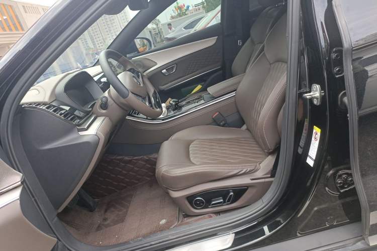 Used BYD Han 2023 DM-i Champion Edition 121KM Prestige Model Left Front Seat