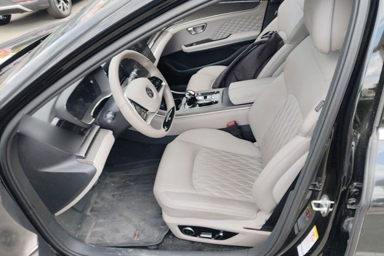 Used BYD Han 2023 DM-i Champion Edition 121KM Prestige Model Left Front Seat