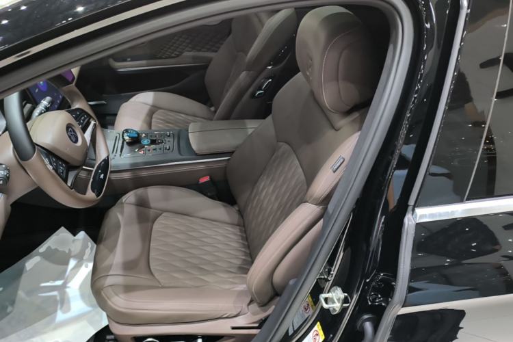 Used BYD Han 2023 DM-i Champion Edition 121KM Prestige Model Left Front Seat