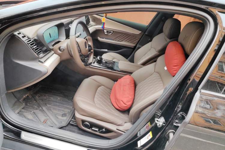 Used BYD Han 2023 DM-i Champion Edition 121KM Prestige Model Left Front Seat