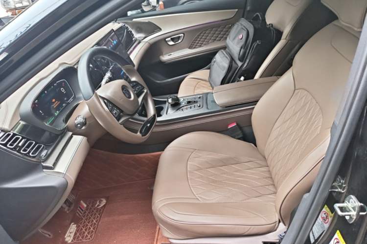 Used BYD Han 2023 EV Champion Edition 605KM Front-Drive Premium Model Left Front Seat