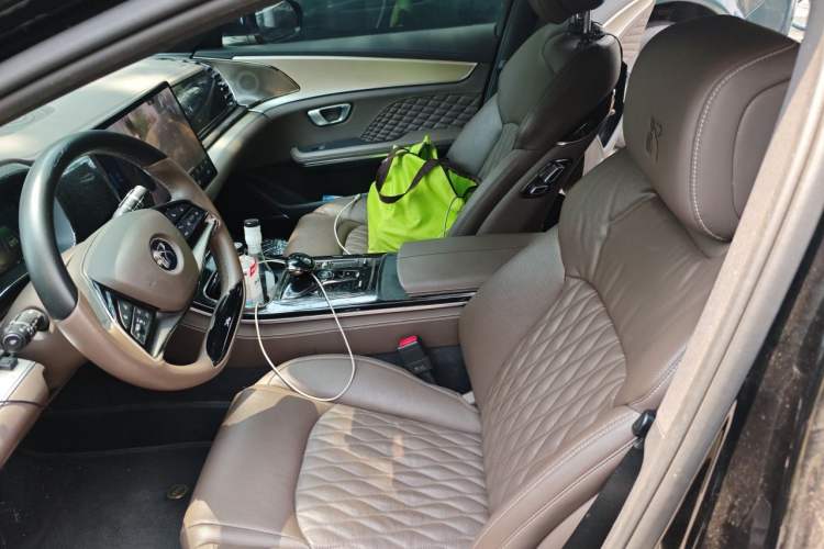 Used BYD Han 2023 EV Champion Edition 506KM Front-Wheel-Drive Premium Model Left Front Seat