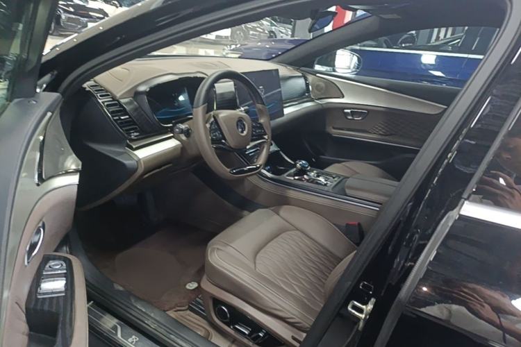 Used BYD Han 2023 DM-i Champion Edition 121KM Prestige Model Left Front Seat