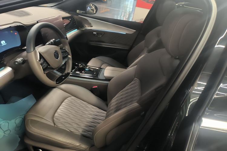 Used BYD Han 2023 DM-i Champion Edition 121KM Prestige Model Left Front Seat