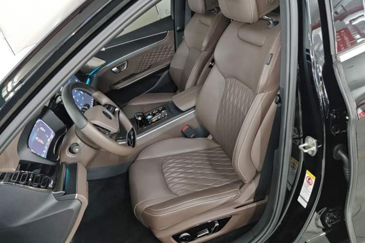 Used BYD Han 2023 DM-i Champion Edition 121KM Prestige Model Left Front Seat