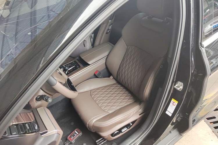 Used BYD Han 2023 DM-i Champion Edition 121KM Prestige Model Left Front Seat