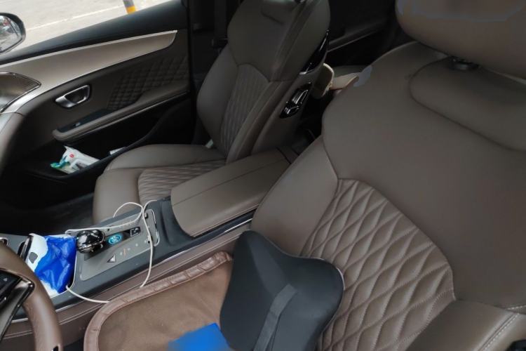 Used BYD Han 2023 EV Champion Edition 605KM Front-Drive Premium Model Left Front Seat