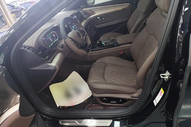 Used BYD Han 2023 DM-i Champion Edition 121KM Prestige Model Left Front Seat