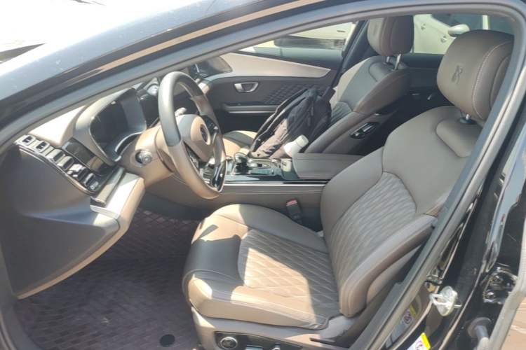 Used BYD Han 2023 DM-i Champion Edition 121KM Prestige Model Left Front Seat