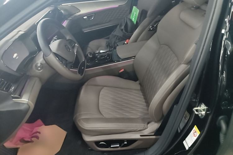 Used BYD Han 2023 EV Champion Edition 605KM Front-Drive Premium Model Left Front Seat