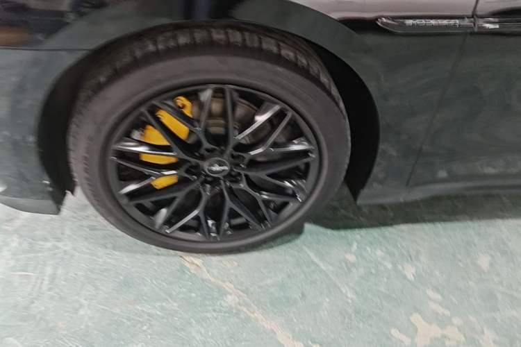 Used BYD Han 2023 DM-i Champion Edition 121KM Prestige Model Left Front Wheel Hub