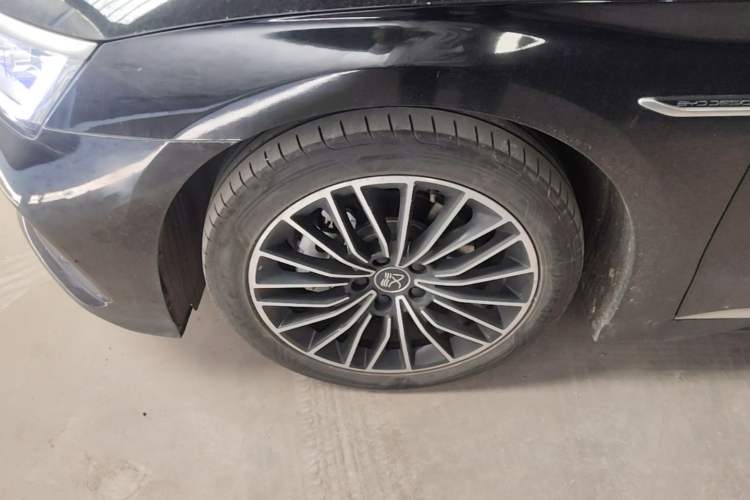 Used BYD Han 2023 DM-i Champion Edition 121KM Prestige Model Left Front Wheel Hub