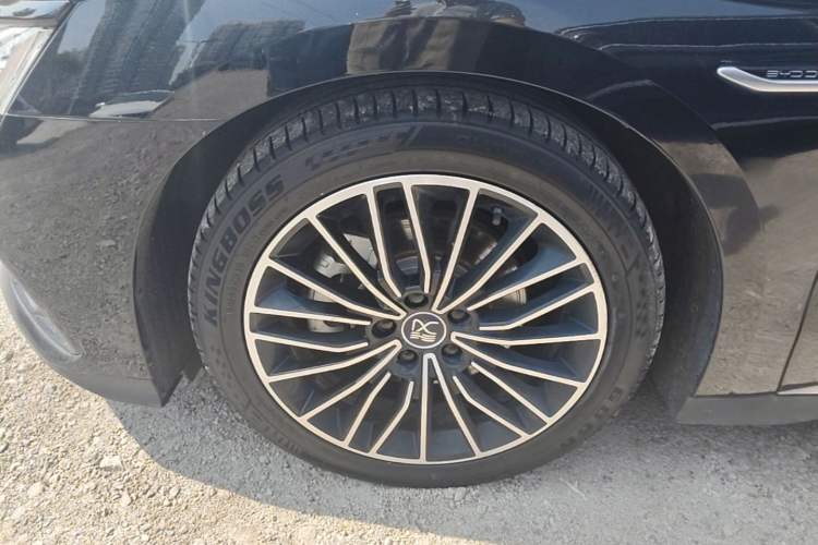 Used BYD Han 2023 DM-i Champion Edition 121KM Prestige Model Left Front Wheel Hub