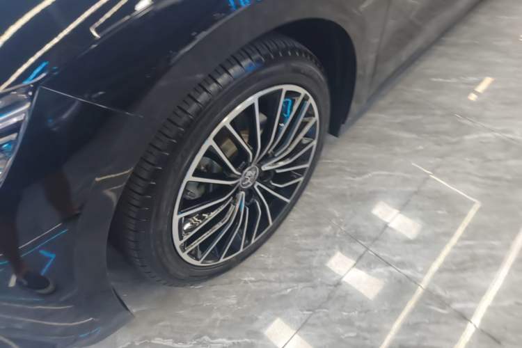 Used BYD Han 2023 EV Champion Edition 506KM Front-Wheel-Drive Premium Model Left Front Wheel Hub