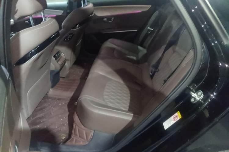 Used BYD Han 2023 EV Champion Edition 605KM Front-Drive Premium Model Left Rear Seat