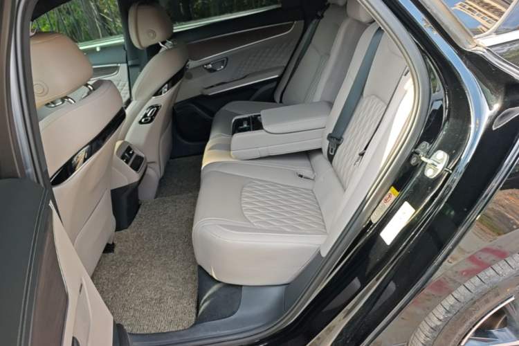 Used BYD Han 2023 EV Champion Edition 715KM Front-Drive Prestige Model Left Rear Seat