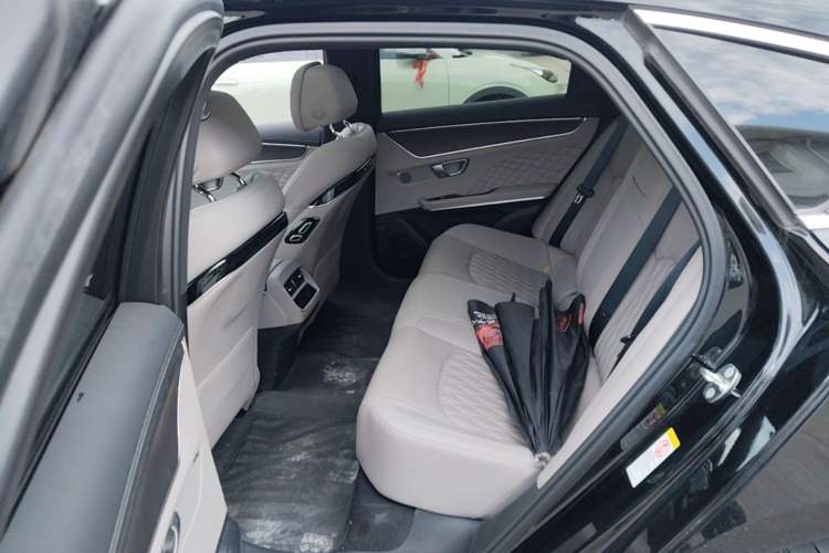Used BYD Han 2023 DM-i Champion Edition 121KM Prestige Model Left Rear Seat