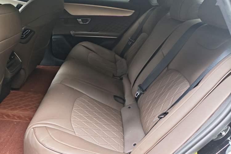Used BYD Han 2023 EV Champion Edition 605KM Front-Drive Premium Model Left Rear Seat