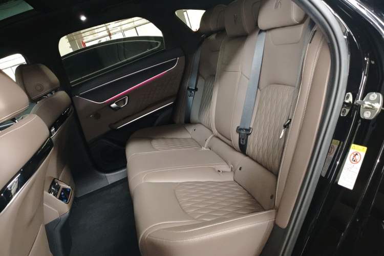 Used BYD Han 2023 DM-i Champion Edition 121KM Prestige Model Left Rear Seat