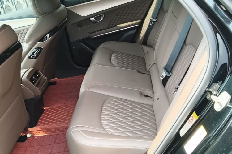 Used BYD Han 2023 DM-i Champion Edition 121KM Prestige Model Left Rear Seat