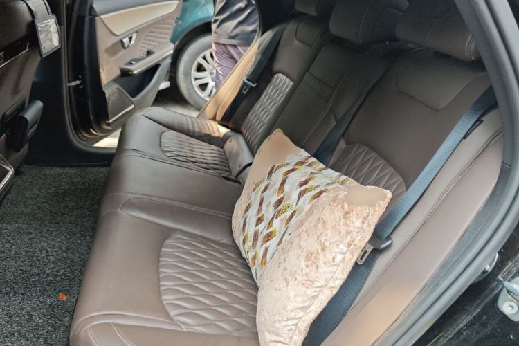 Used BYD Han 2023 EV Champion Edition 506KM Front-Wheel-Drive Premium Model Left Rear Seat