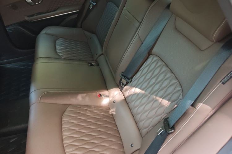 Used BYD Han 2023 EV Champion Edition 605KM Front-Drive Premium Model Left Rear Seat