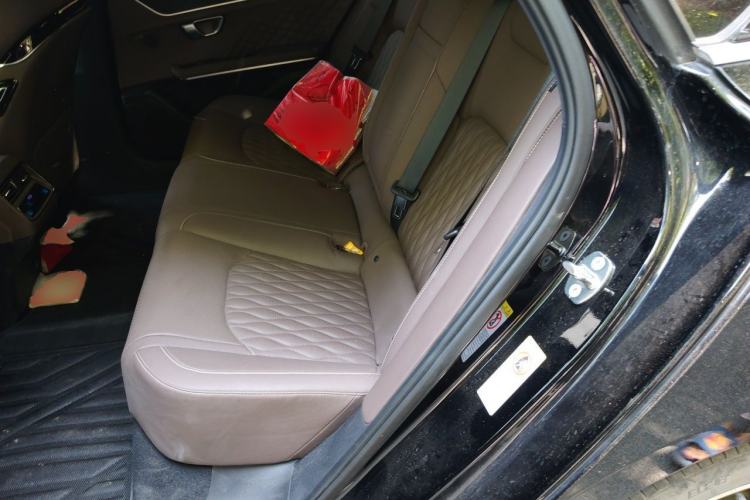 Used BYD Han 2023 DM-i Champion Edition 121KM Prestige Model Left Rear Seat