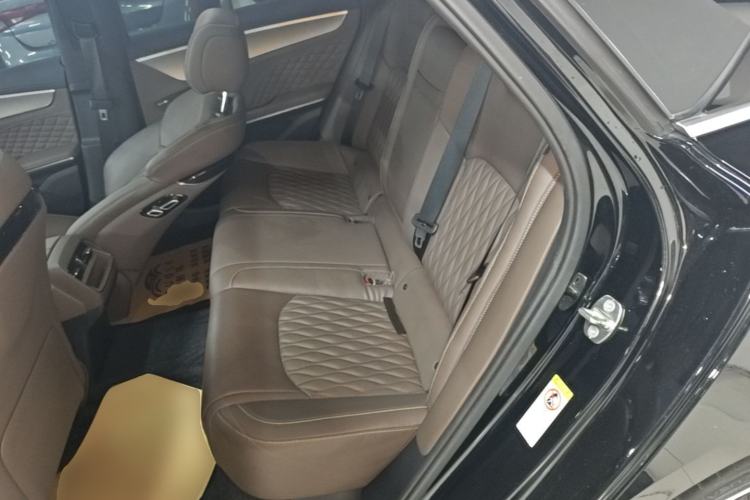 Used BYD Han 2023 EV Champion Edition 605KM Front-Drive Premium Model Left Rear Seat
