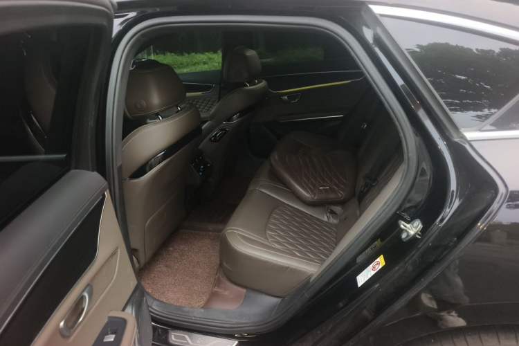 Used BYD Han 2023 DM-i Champion Edition 121KM Prestige Model Left Rear Seat