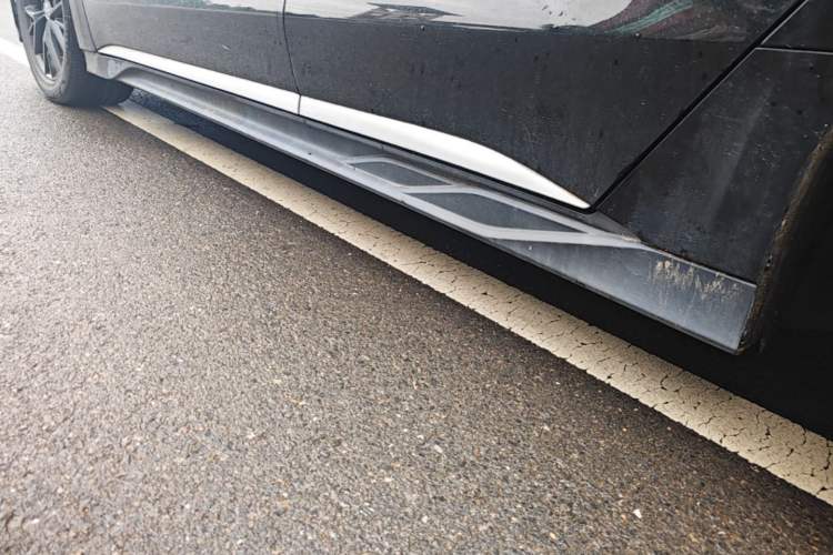 Used BYD Han 2023 DM-i Champion Edition 121KM Prestige Model Left Side Sill